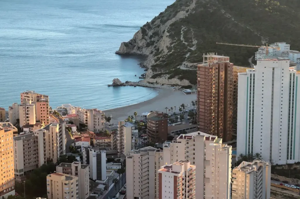 Villajoyosa versus Benidorm vergelijken